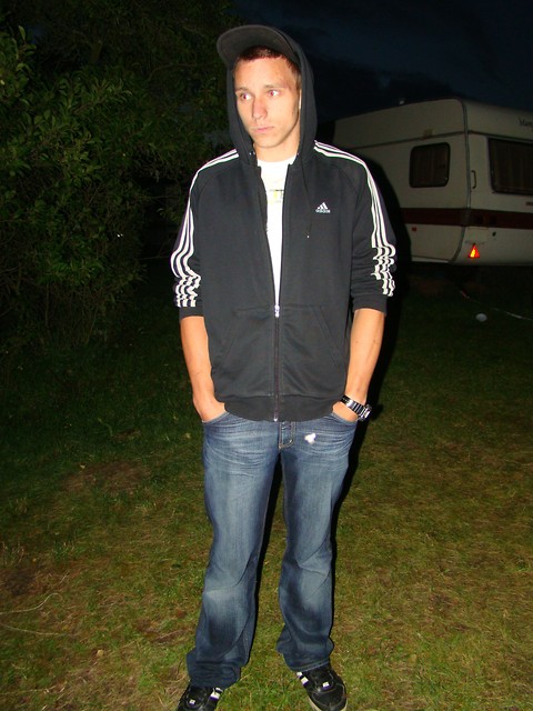 Camp : D