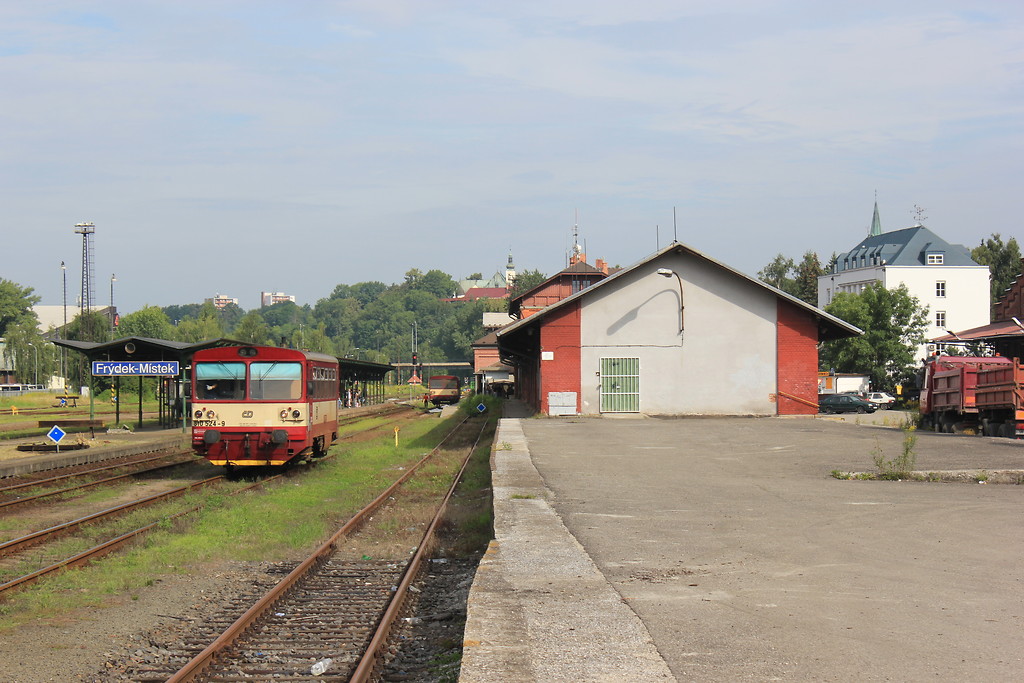 810 524-9