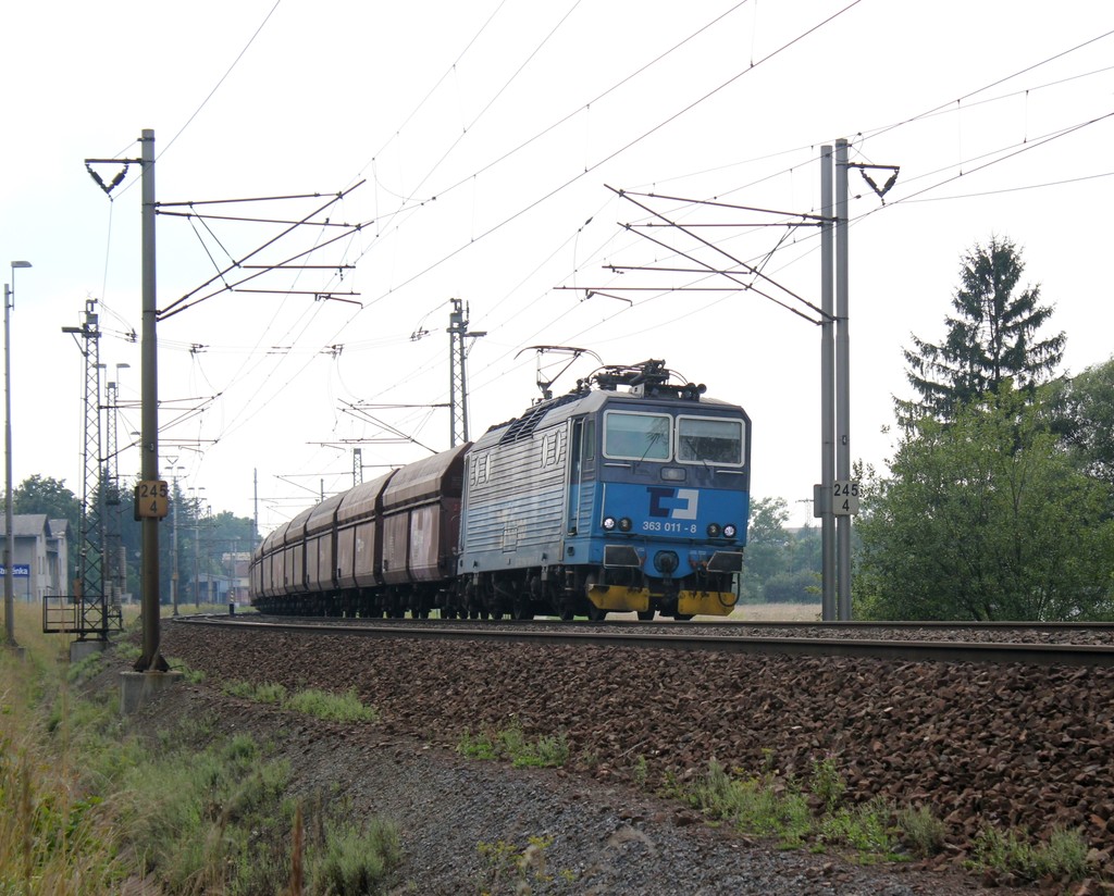 363 011-8