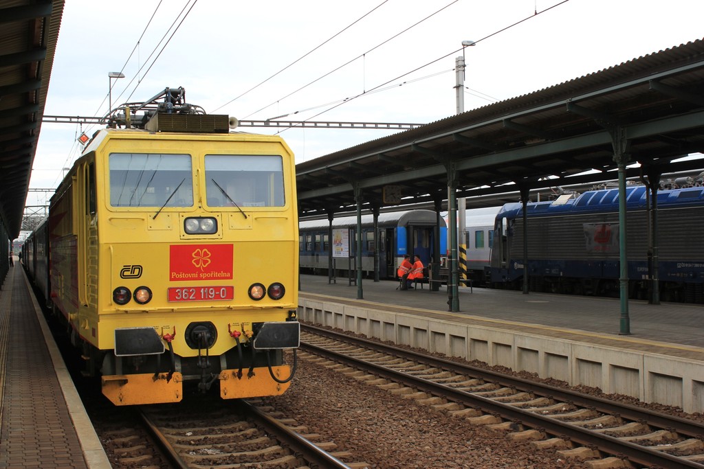 362 119-0