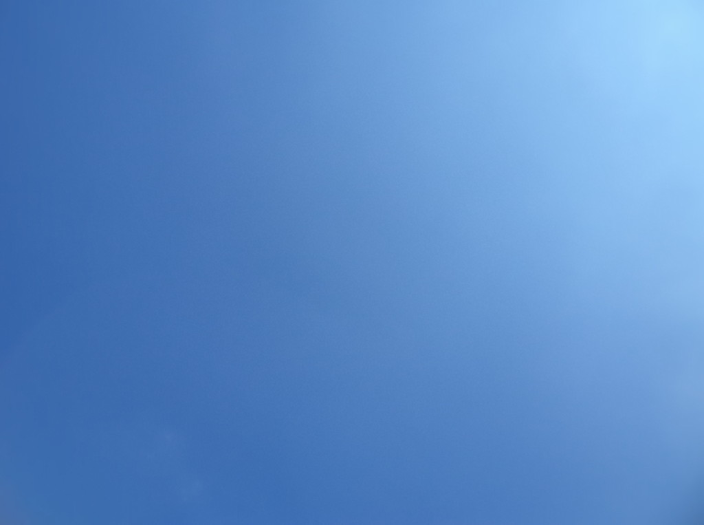 M83 - We Own the Sky