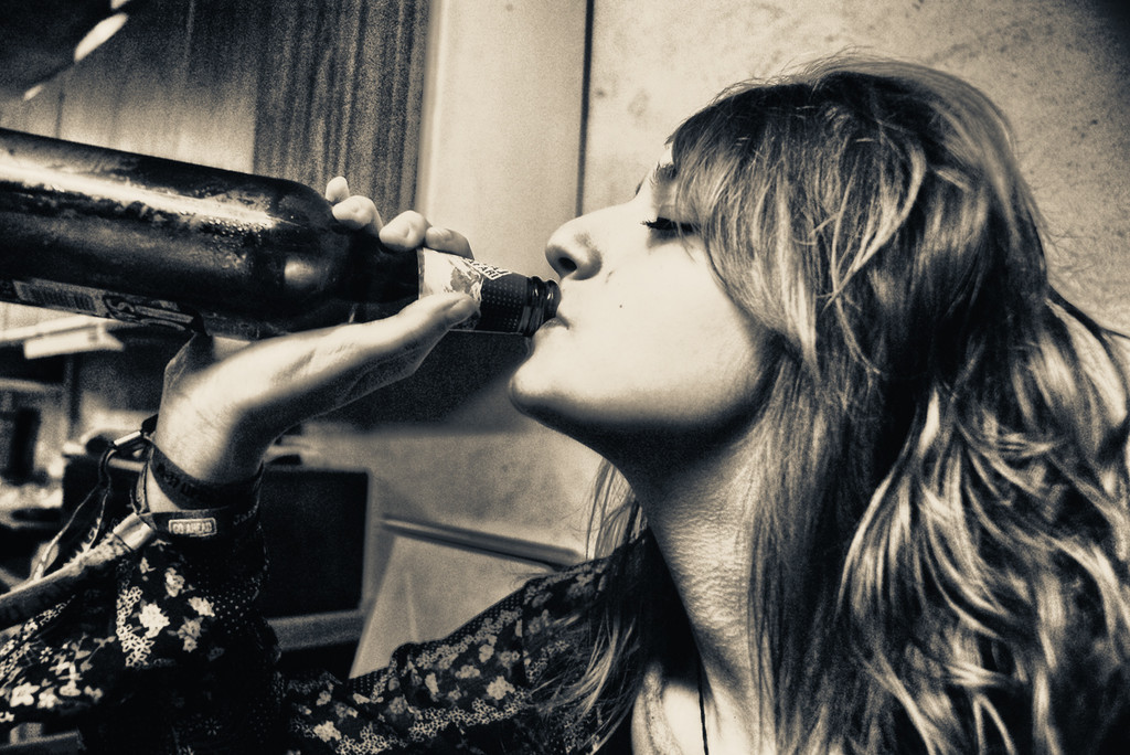 Eat Me, drink Me.