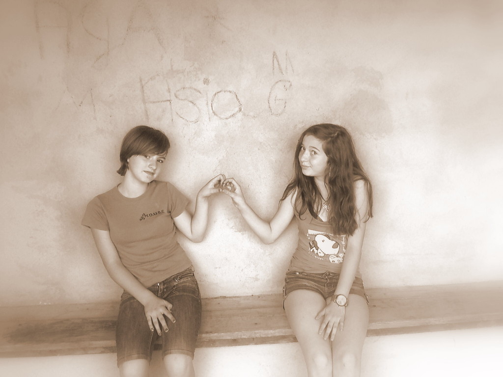 Z Ag :*