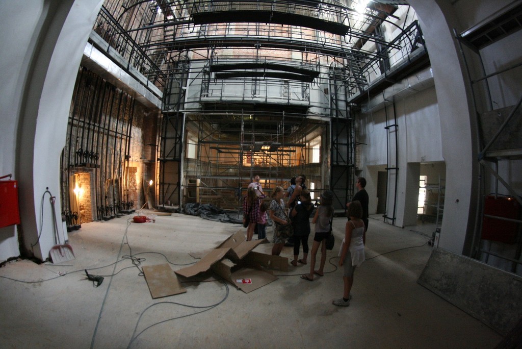 Staro-Nowy teatr