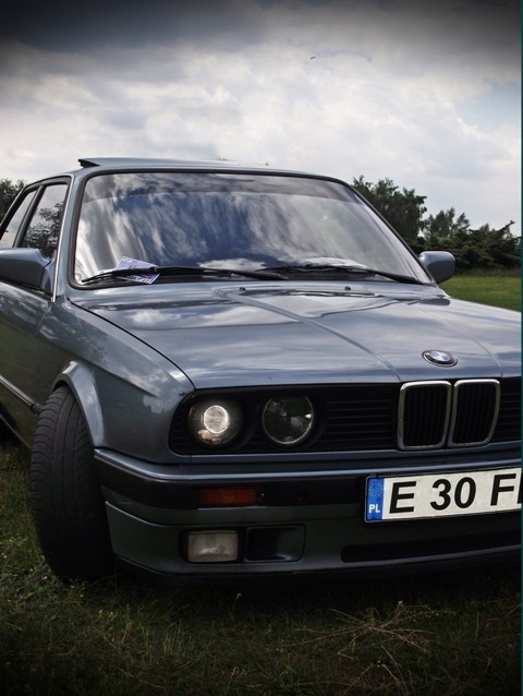 e30