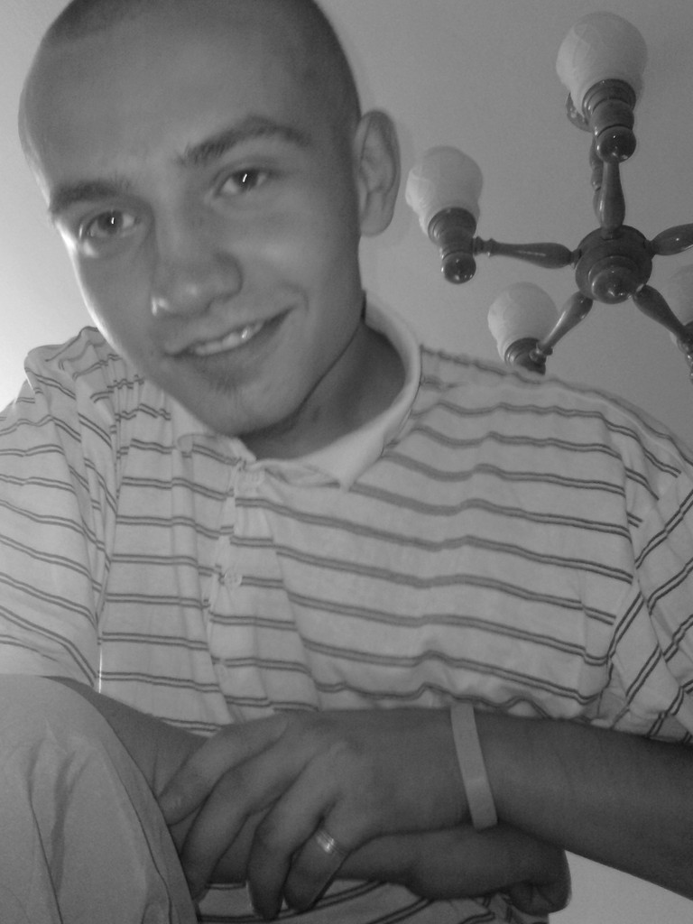 mj ;*