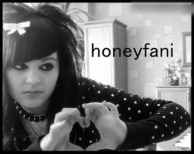 HONORATA SKARBEK HONEY