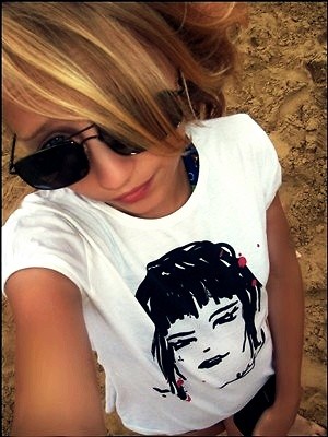 Jaa , < 3