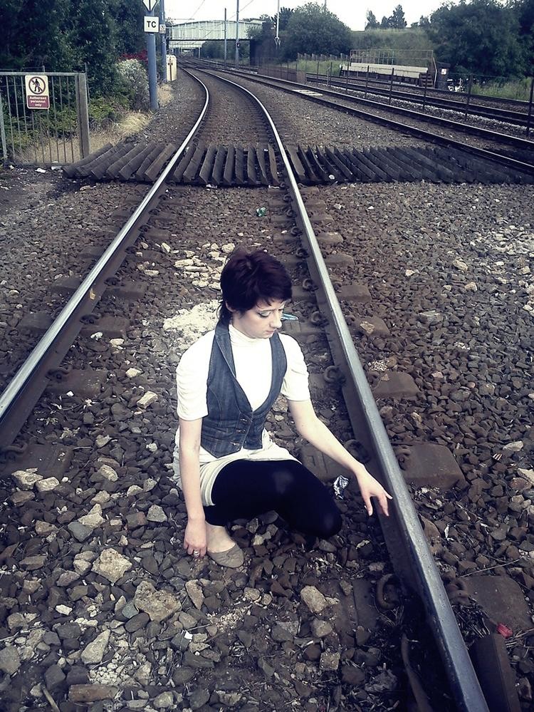 ;* T o r y ;*