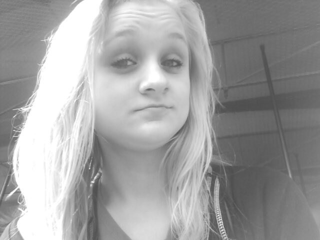 Angliaaaa;** 