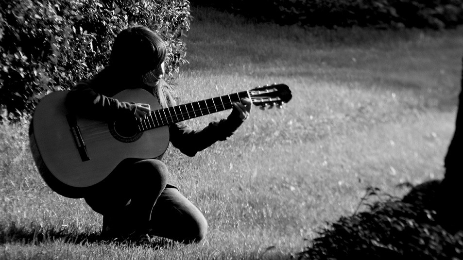 gitara. 