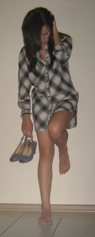 e laska ? ; d