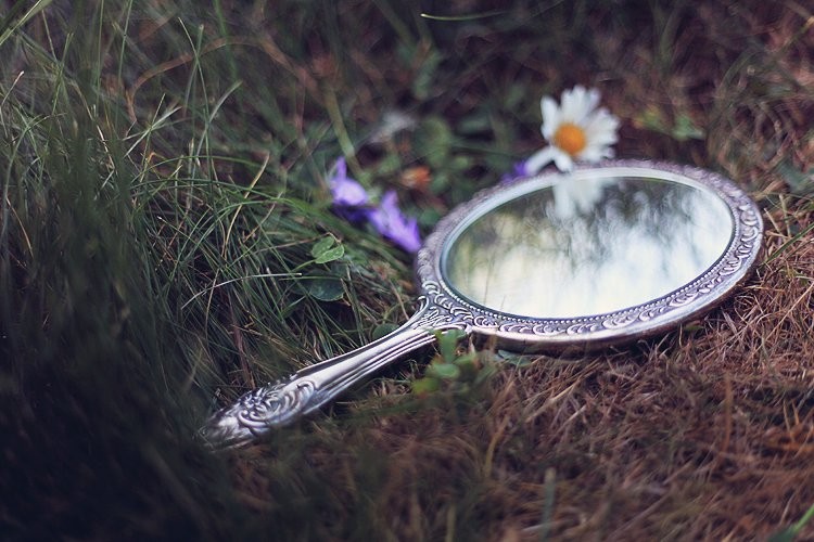 `Mirrors