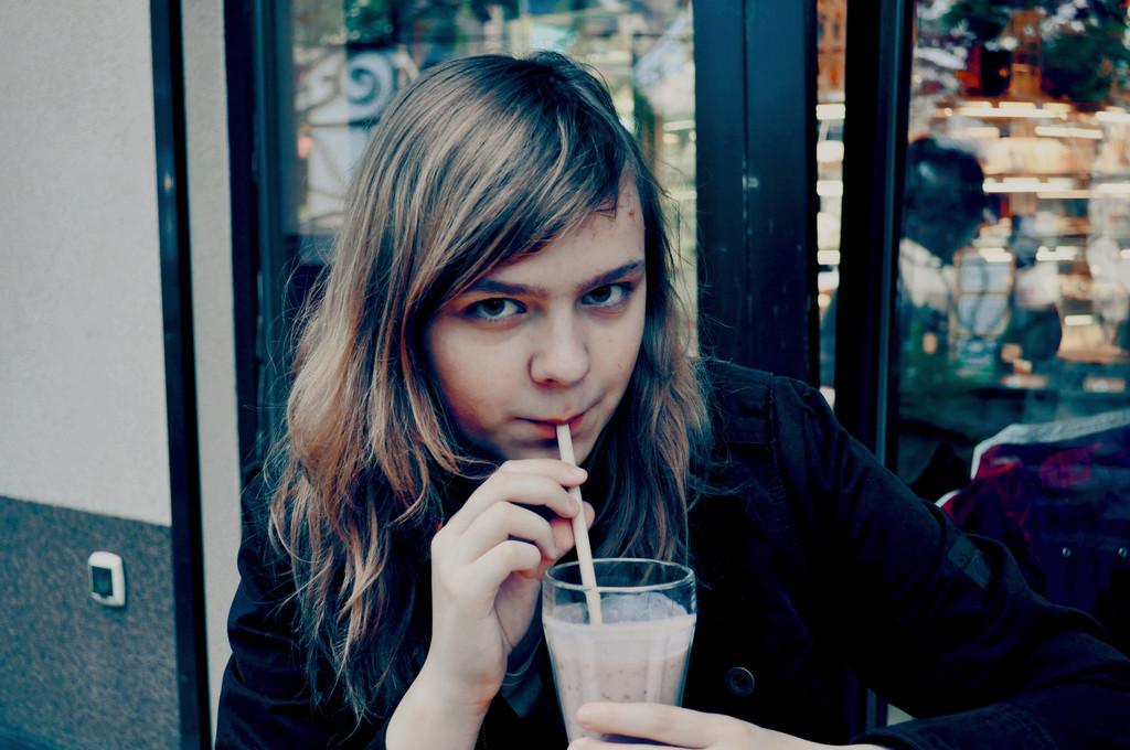 221. Shakee. ; D