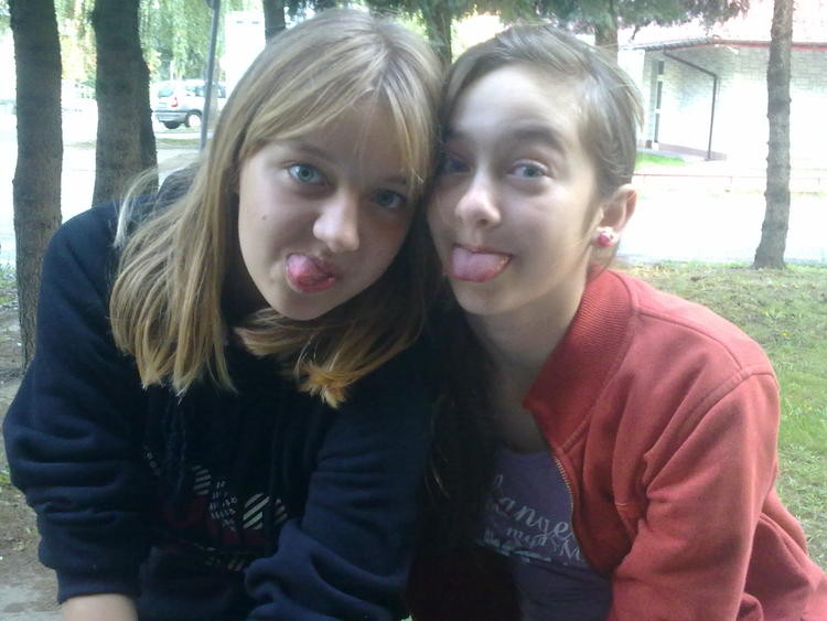 Kochaj mnie ;**