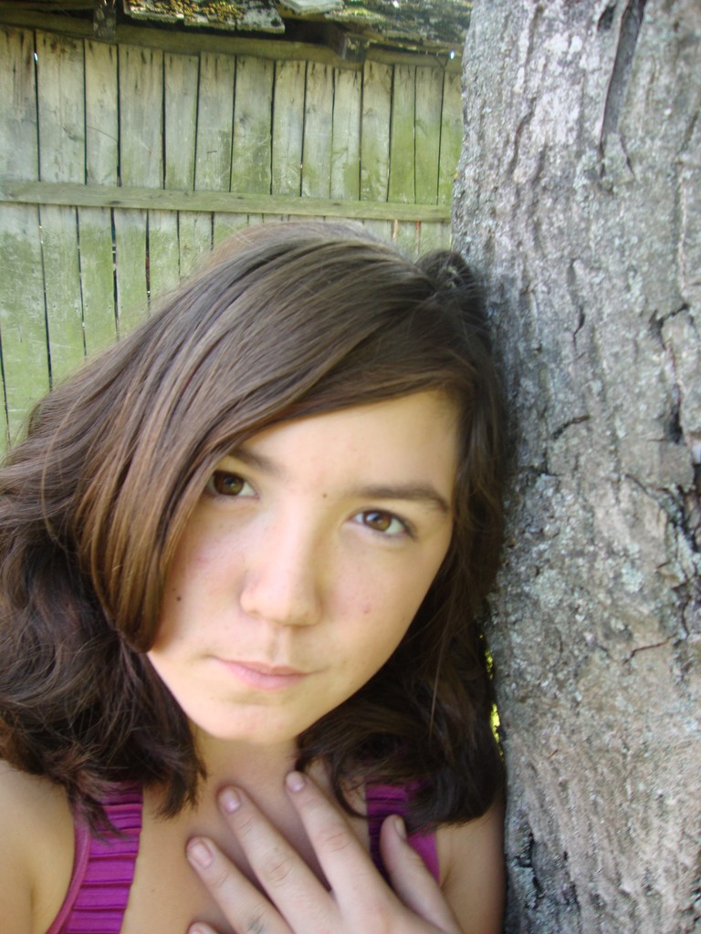 Me ; ** < 333