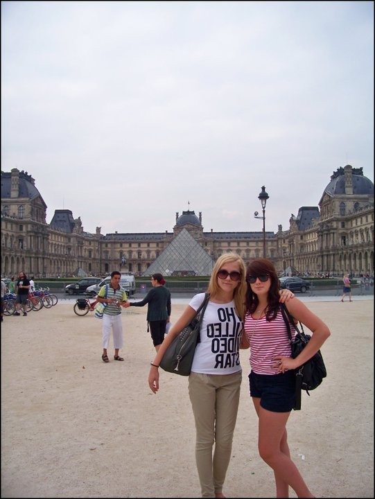 Paris :*