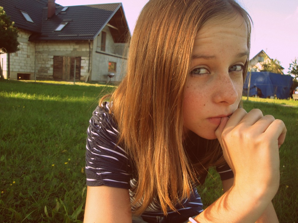 303. < i,gdy,poniewa >.