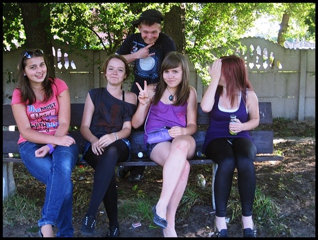 ryjki ; *