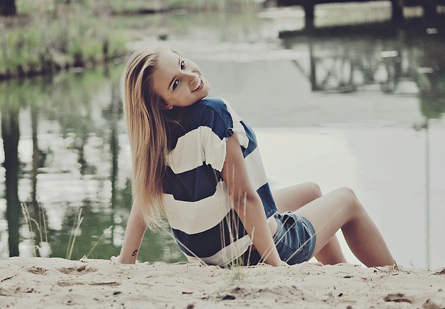 I love she ; **