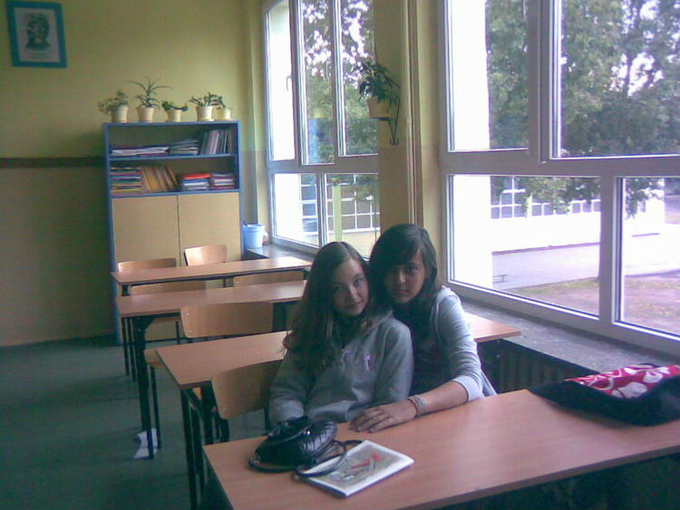 Z Zuz;)