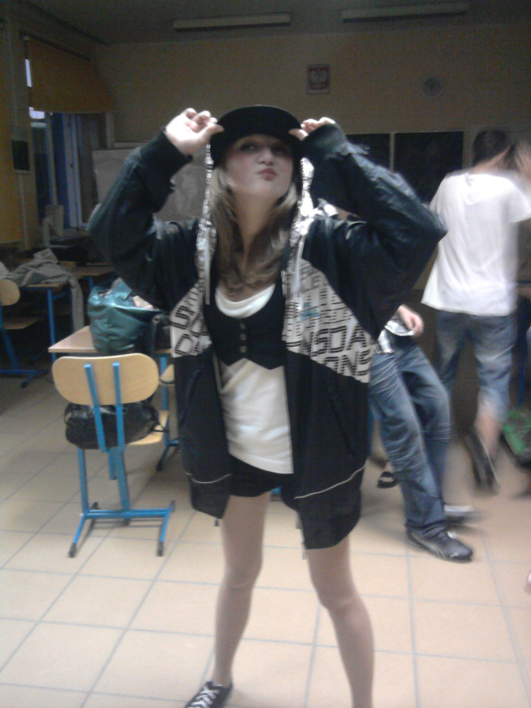 Kinia;*