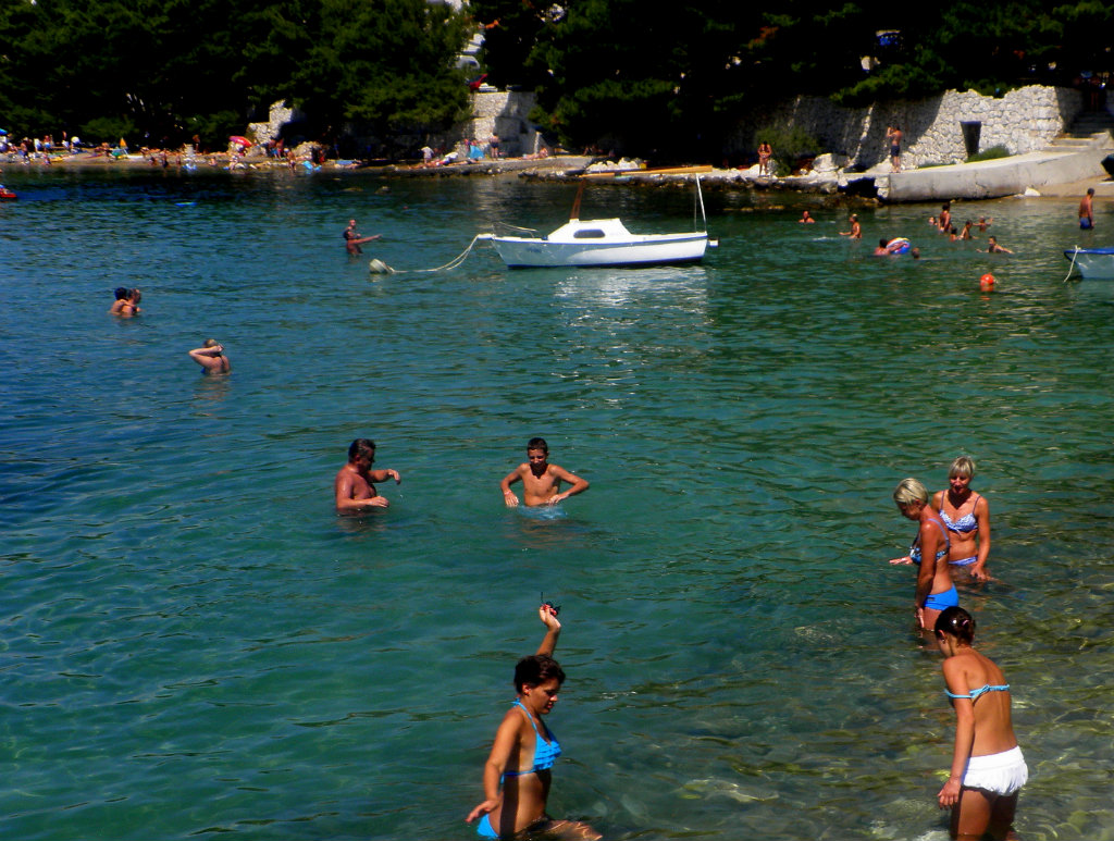 cro.