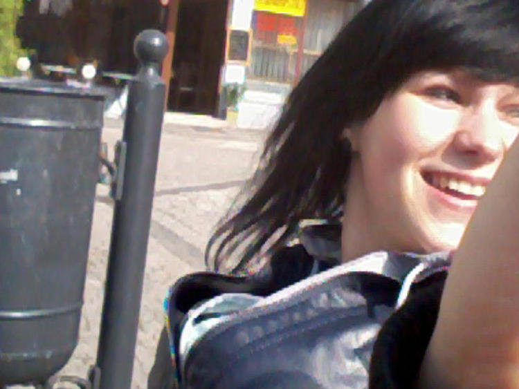 Kinia.;****