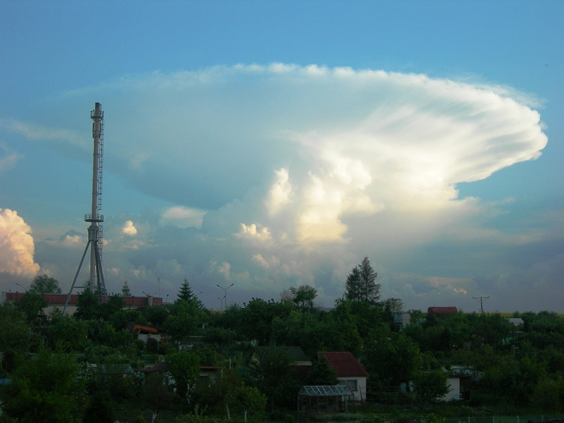 Najdziwniejsza chmura burzowa