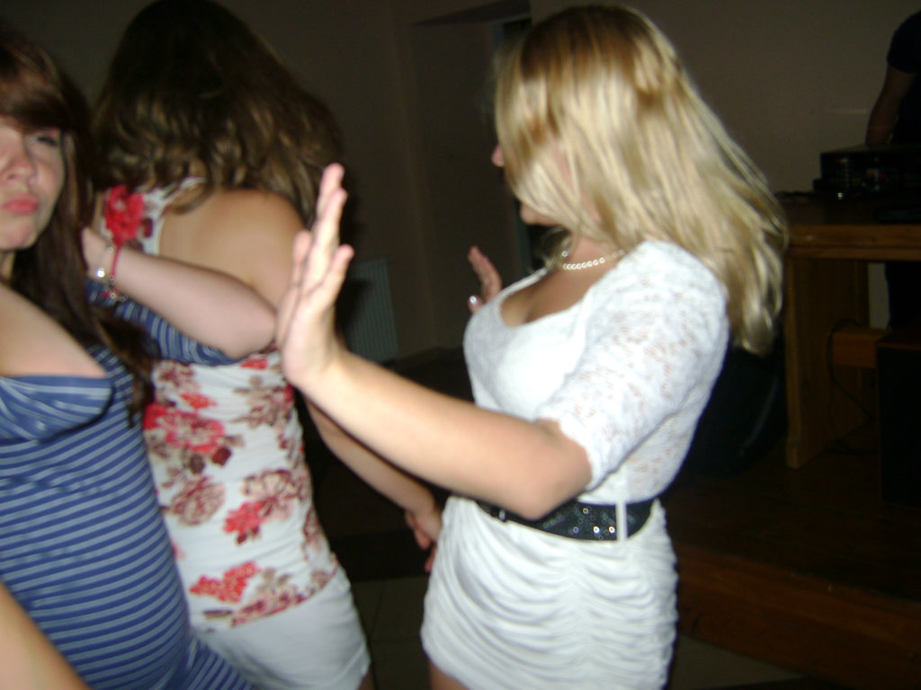 move like jagger .