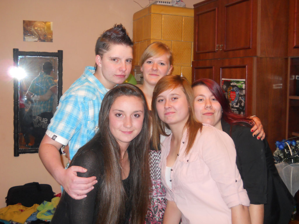 z Dziewczynami ;**