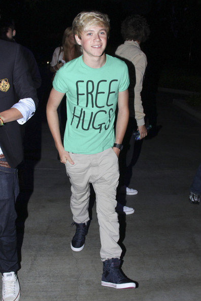 Niall . ;*