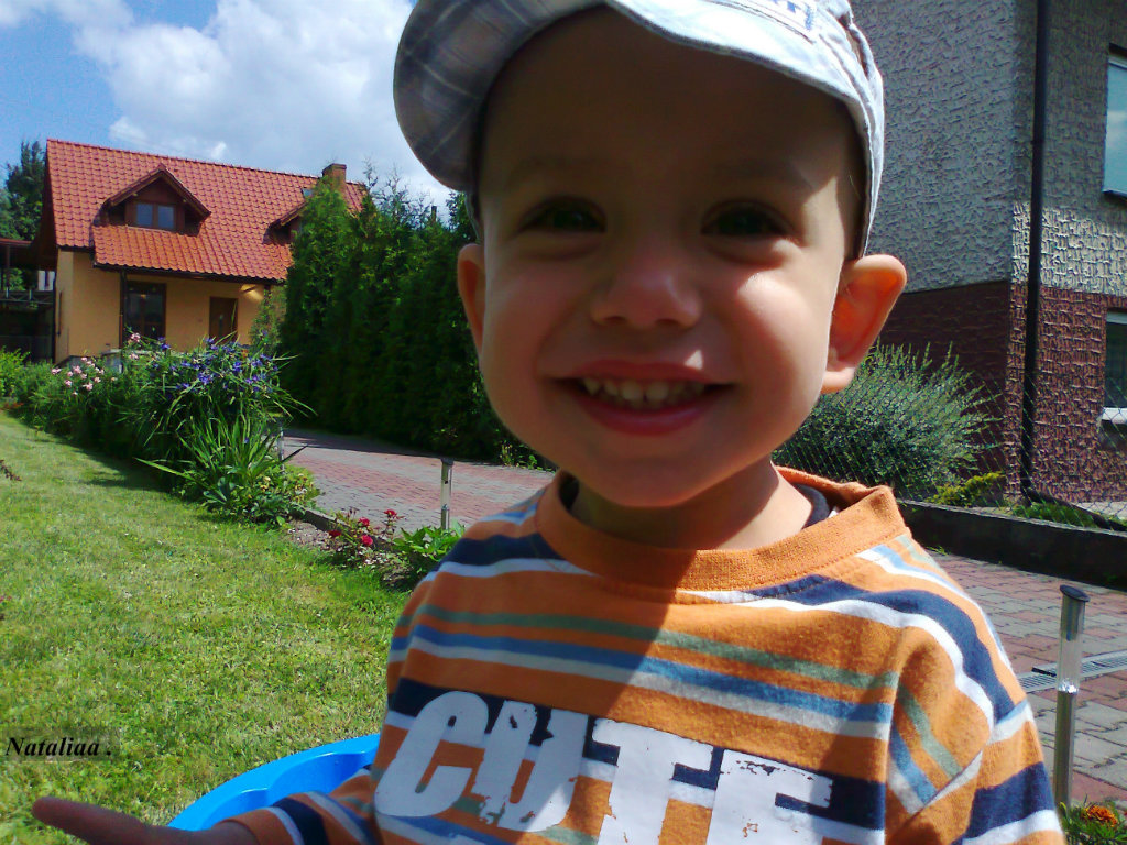 Karolek < 3 . 