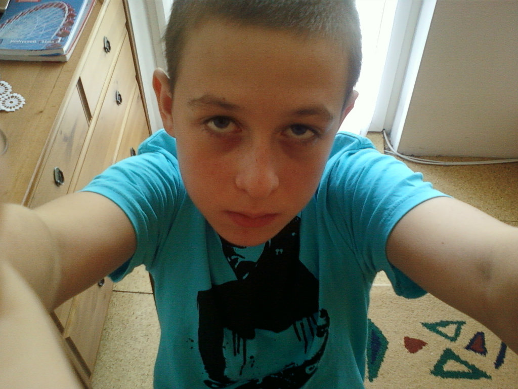 Eh... ;**