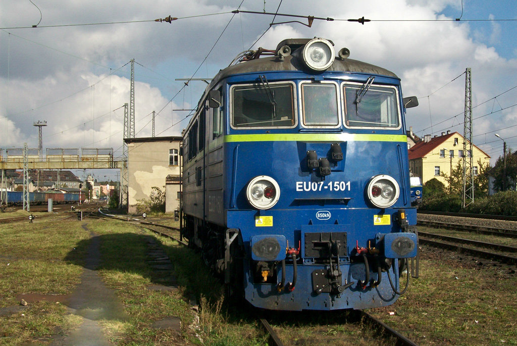 EU07-1501