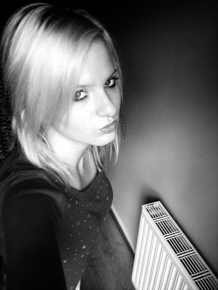 takie sobie;**