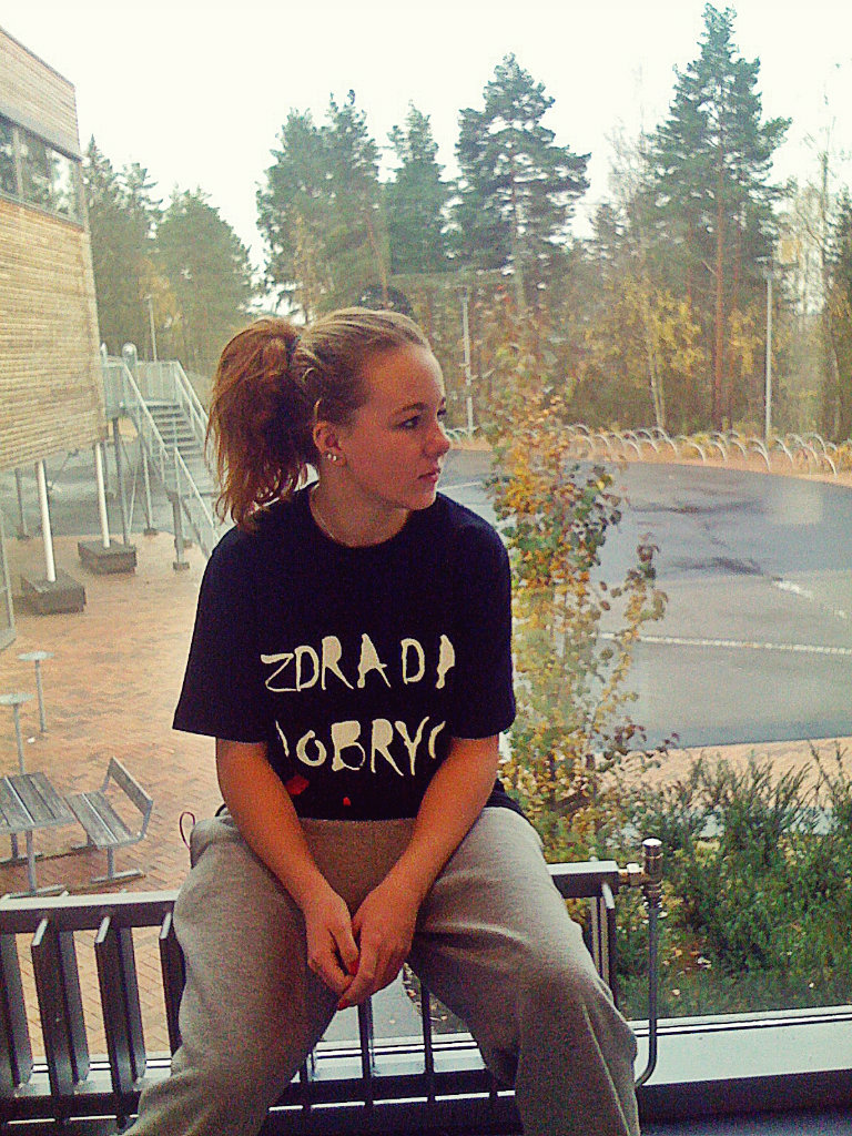 Ekhem . ;d 