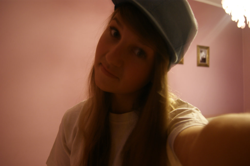 fullcap. ; > 