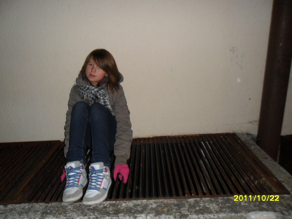You love me . ; * 