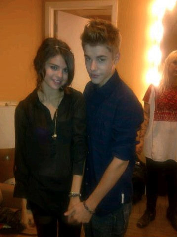 Z Selenk !!< 3 . 