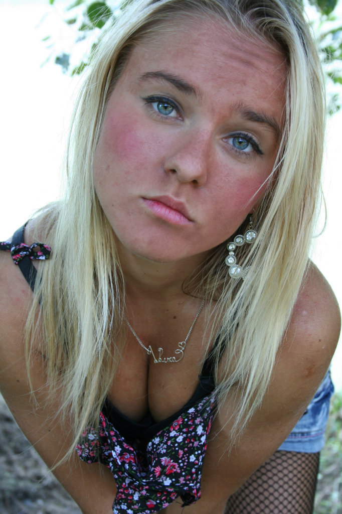 Summer i$ Crazy .. ; ] 