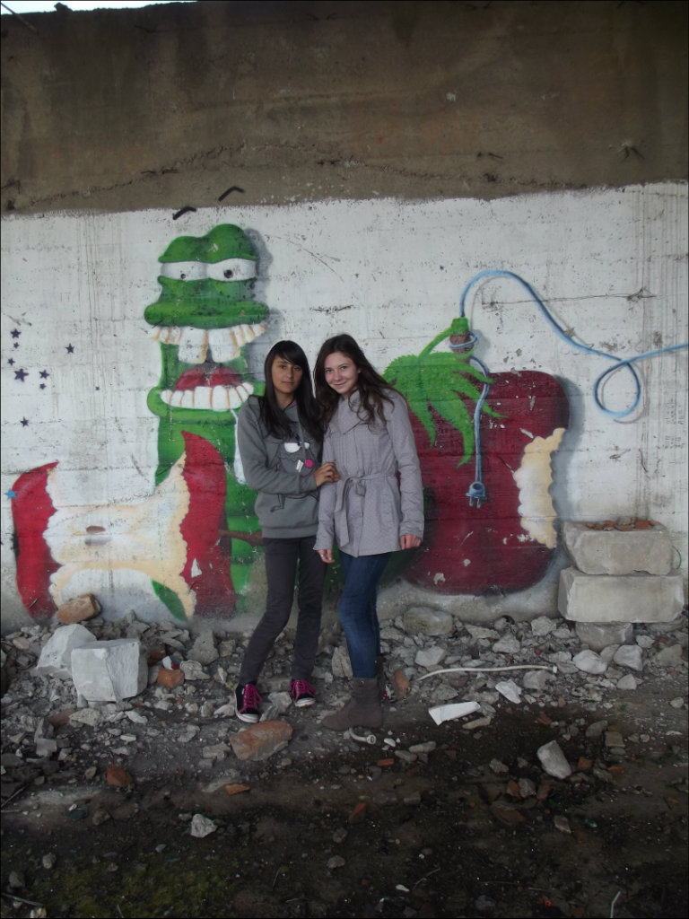 Eeeem , < 3