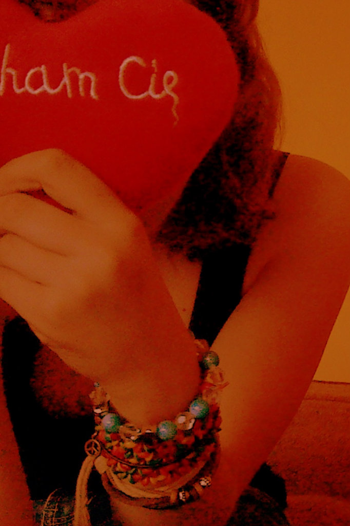 Wuam . < 3 