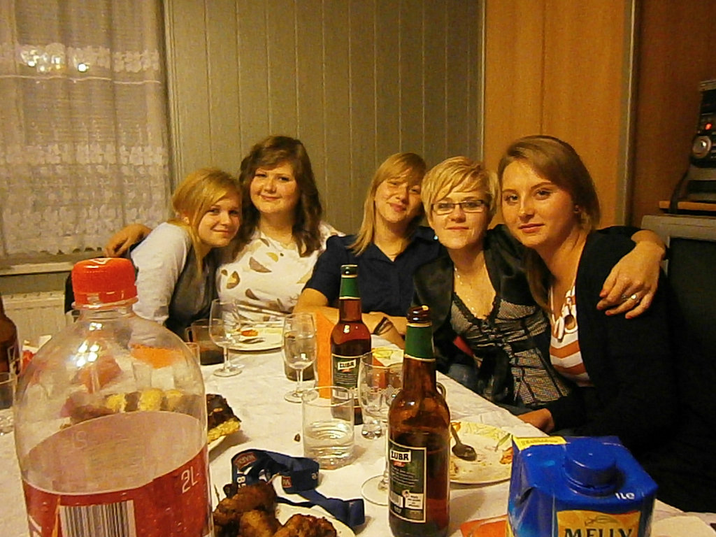 z nimi ;)