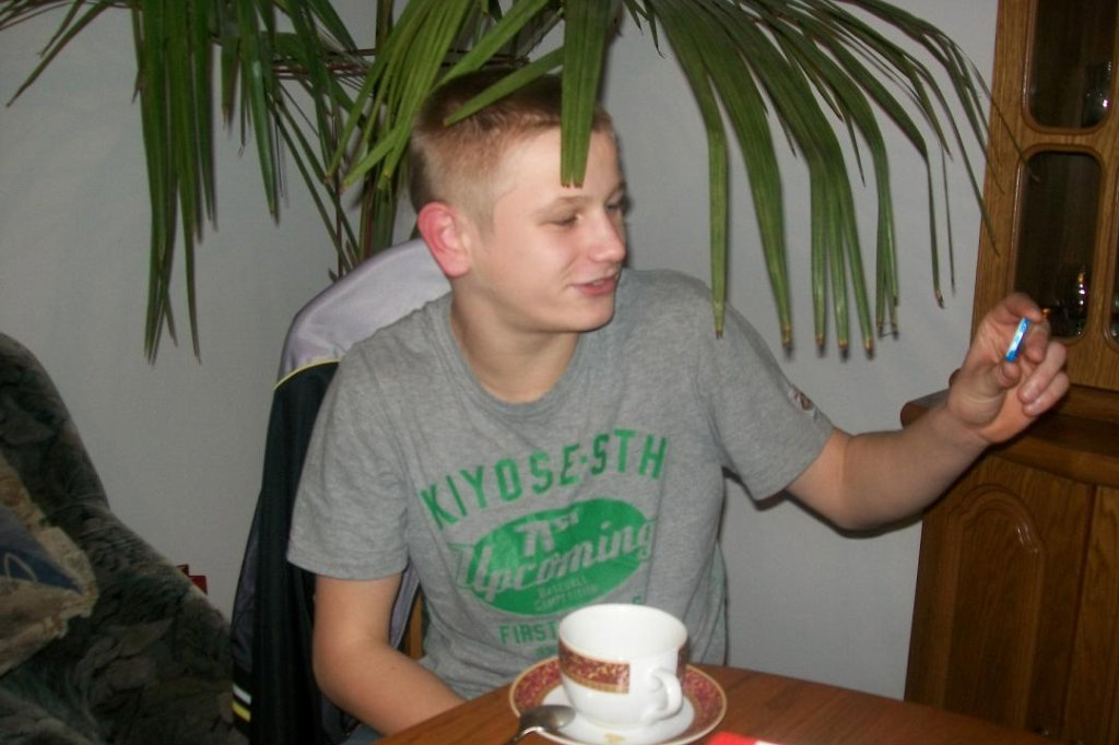Uwielbiamzapachjegoperfum < 3