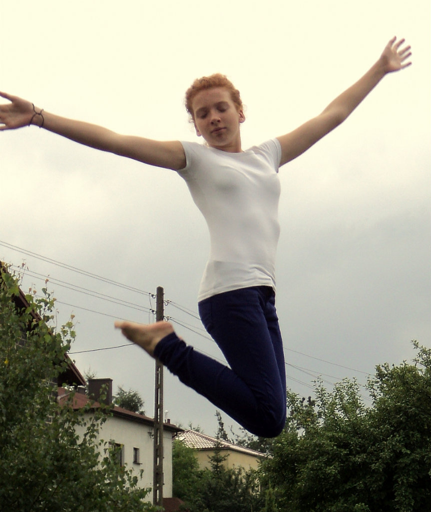 na trampolinie. ; D