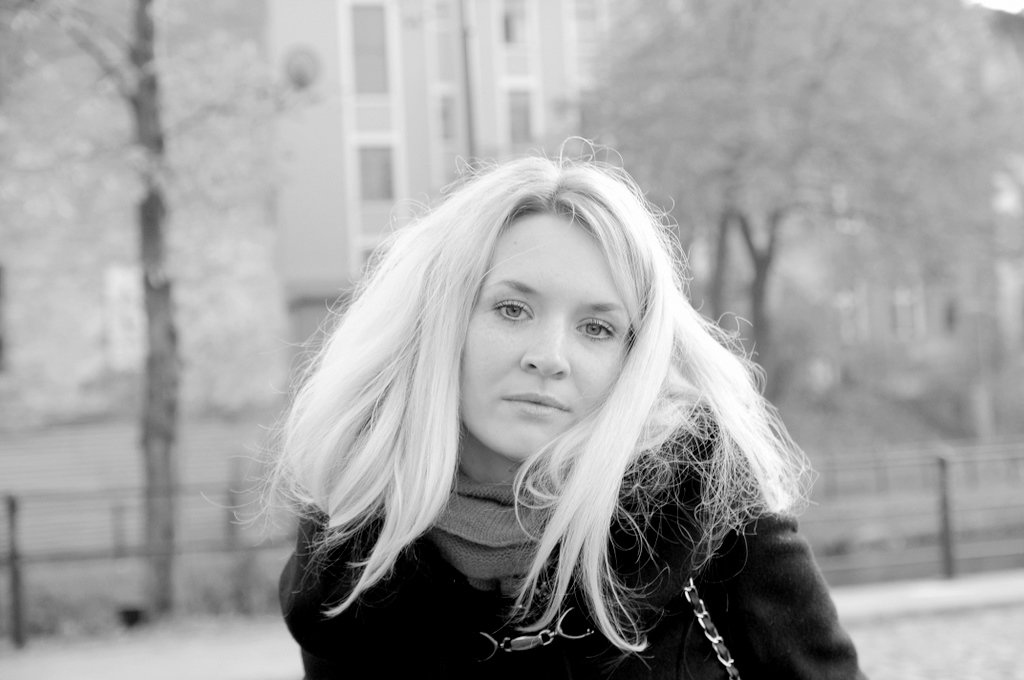 b&w