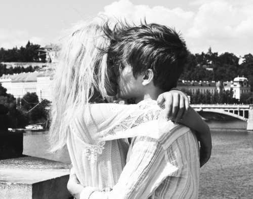 444. HAPPY LOVE