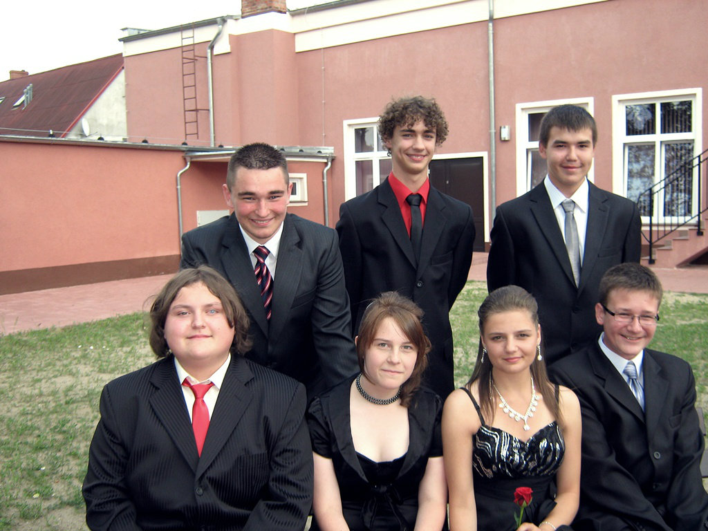 ssij mi obcas ; >