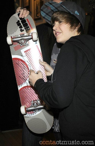 Justin :: D